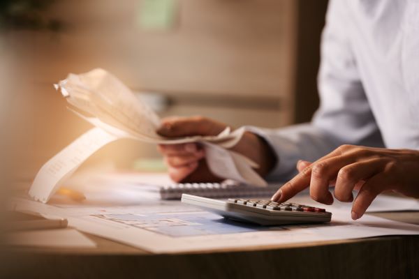 Como o Regime Tributário Impacta a Sobrevivência das Franquias